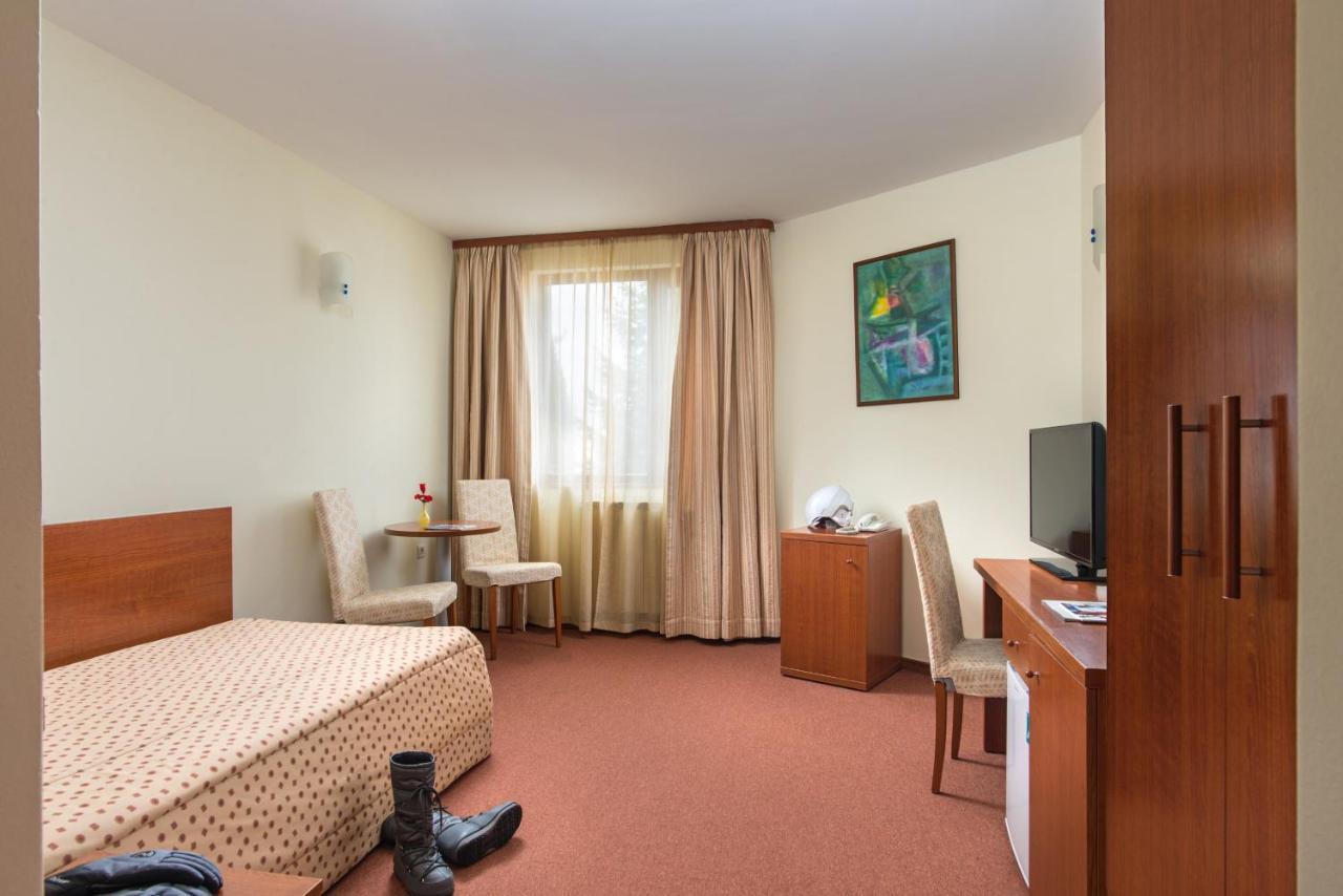 Hotel Pirin Banszko Kültér fotó
