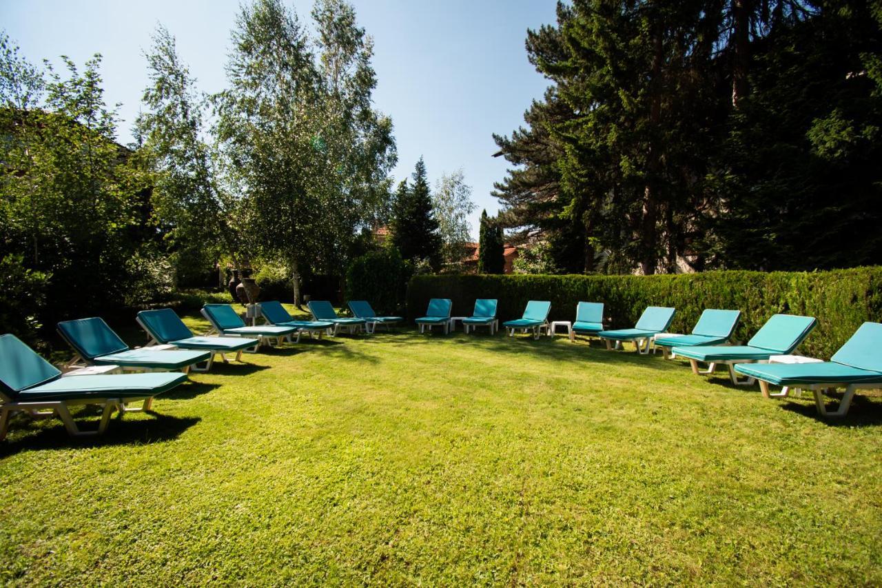 Hotel Pirin Banszko Kültér fotó