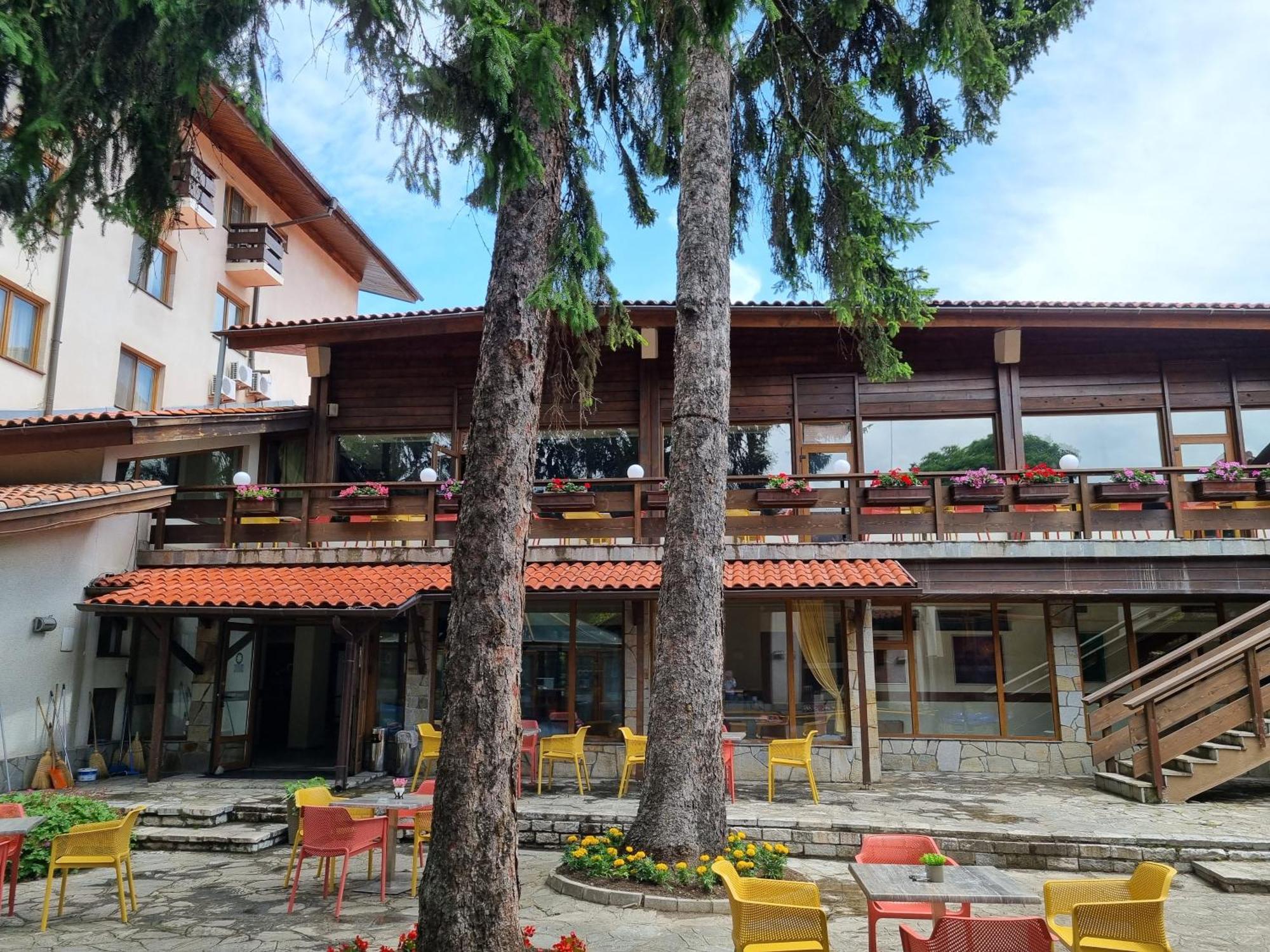 Hotel Pirin Banszko Kültér fotó